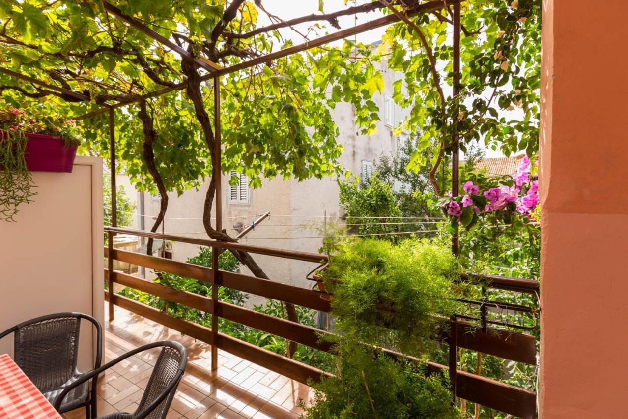 Apartments By The Sea Mali Losinj Veli Losinj Ngoại thất bức ảnh